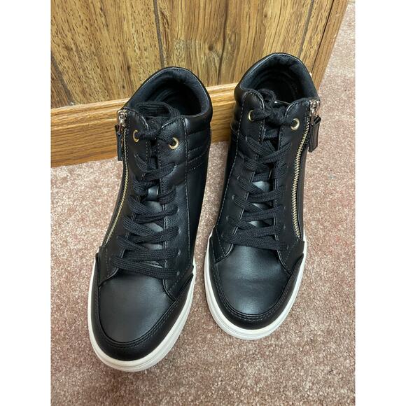 Nine West women’s 8 Black sneaker high top zip white sole girlhoodcore - Picture 3 of 8